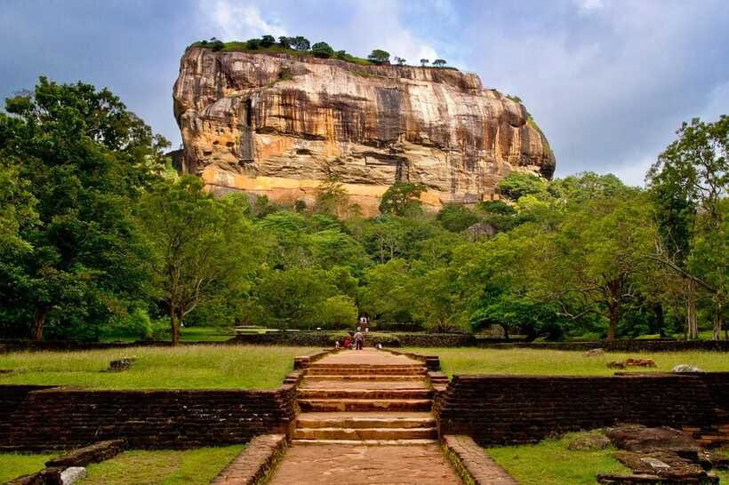 Colombo: Sigiriya, Dambulla Caves, & Wildlife Day Tour - What $60 really gets you