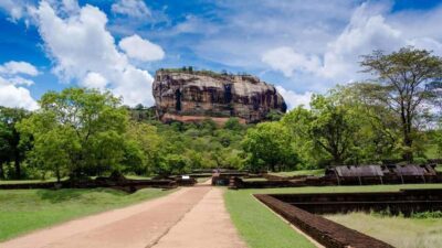 Sigiriya Rock Fortress & Dambulla Cave Temple Tour