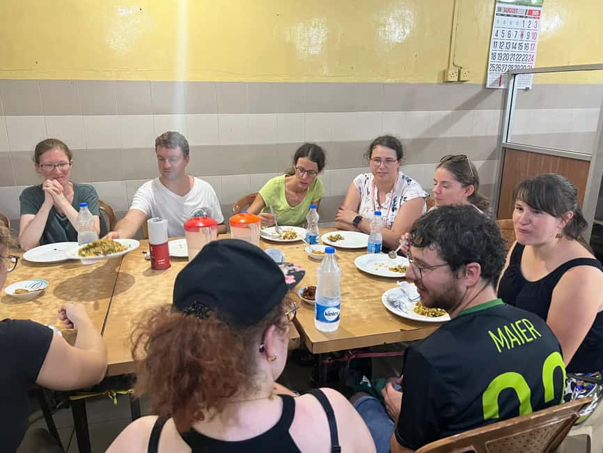 Colombo: Tastiest Local Food Tour by Tuk-Tuk Meals Included - Colombo sights between the food stops