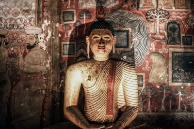 Colombo to Kandy Shuttle with Dambulla Sightseeing Tour
