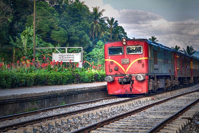Colombo to Kandy Train Tickets (Reserved Seats) - Arriving in Kandy after two to three hours