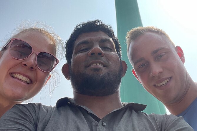 Colombo Tuk Tuk City Tour - Tea, crafts, and gemstones require a clear head