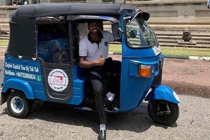 Colombo Tuk Tuk City Tour -Sightseeing Entry Fees & Food Included - Mosques, bell towers, and Dutch church history