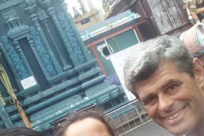 Colombo Tuk Tuk city tour with friendly Tuk driver(All inclusive) - Viharamahadevi Park and Old Town Hall