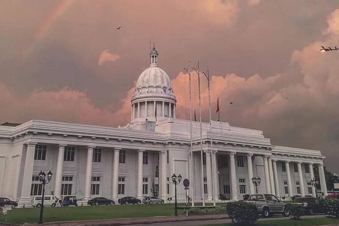 Colombo TUK TUK CITY Tours -Sightseeing Entry Fees - Independence Square and Colombo’s civic face