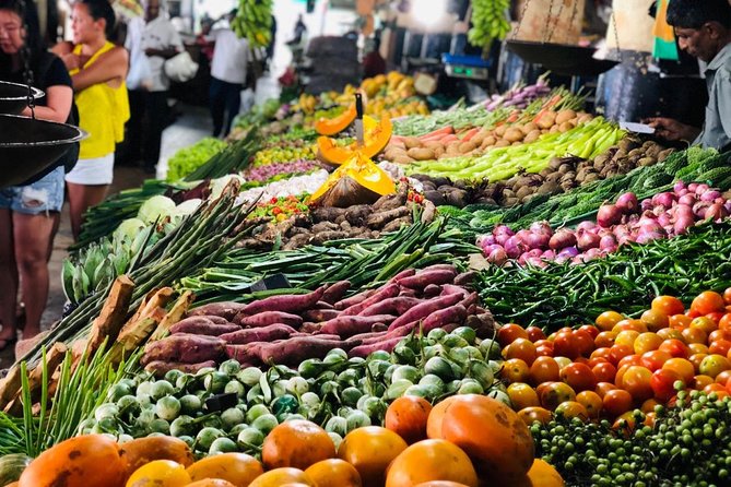 Cook with Wasantha - Choosing vegetables at the Dutch Market