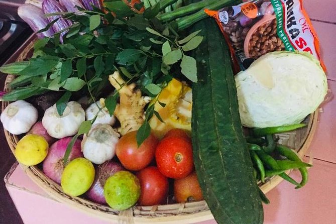 Cooking class in Srilanka - Ten dishes, one busy Sri Lankan cooking session