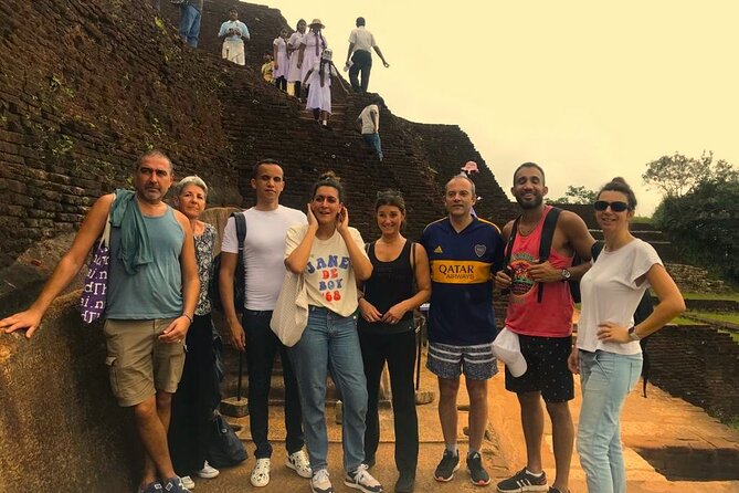 Day Tour to Dambulla, Sigiriya and Safari from Kandy (Group Tour) - A short stop at the Hindu temple