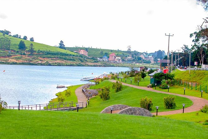 Day Trip to Nuwara Eliya with Kingfisher Tours - Gregory Lake offers an hour to slow down