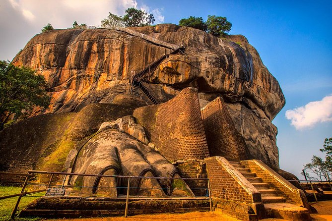 Day Trip To Sigiriya & Dambulla Temple with Free Sri Lankan Lunch - Key points to know before booking