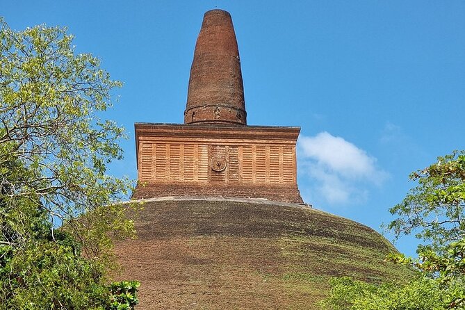 Delve Into Ancient Anuradhapura with Optional Visit to Mihintale - Kuttam Pokuna and ancient water skill