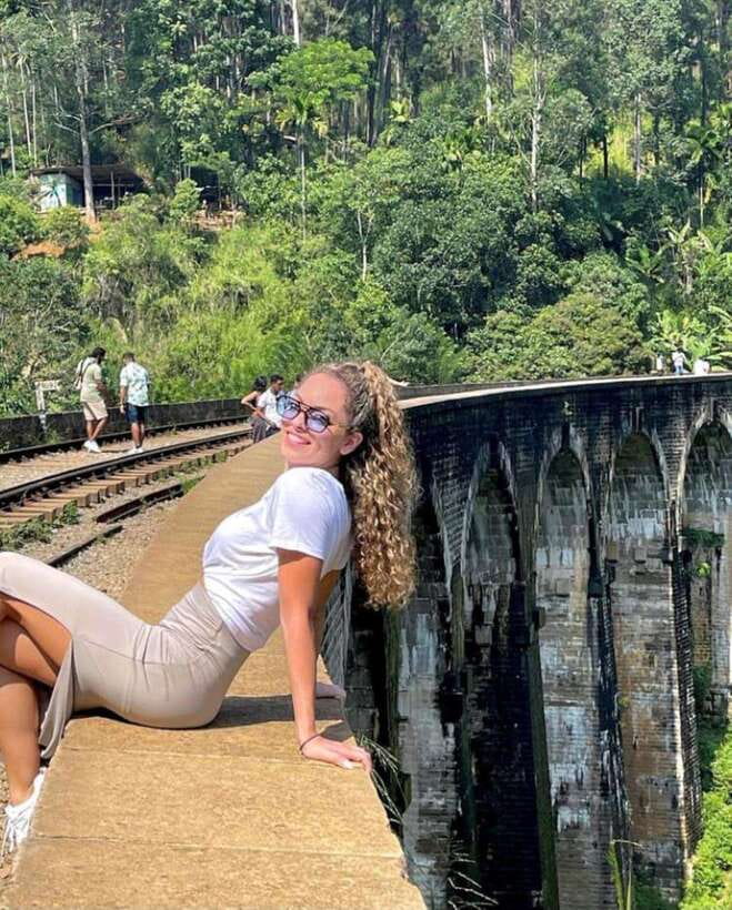 Ella: Adventure day trip to explore Ella by tuk tuk - Starting with Ella Rock and Kithalella views