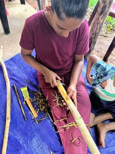 Ella: Cinnamon, Spice Garden & Waterfall tour - A six-hour outing from Ella at 9 AM