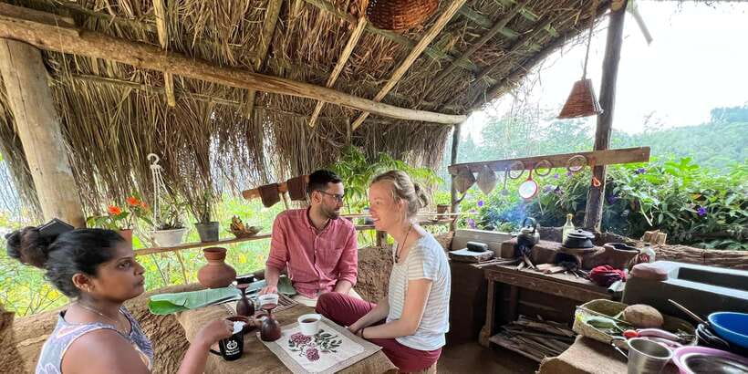 Ella Cook With Sadamali - Building a rice-and-curry meal over firewood