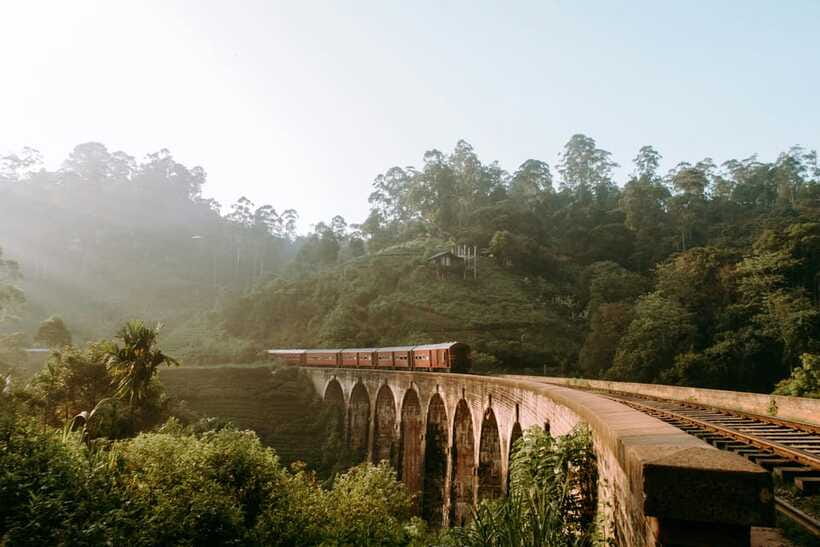 Ella: First Class Scenic Train Ticket To/From Nanuoya - The ticket problem: book early and stay flexible