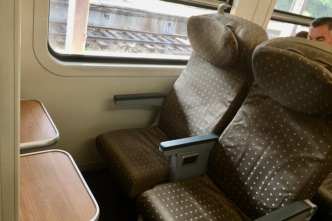 Ella Odyssey Train Reserved Seats Kandy to Ella - The scenic stops: what you can expect