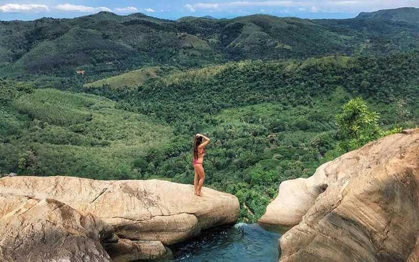 Ella: Ravana and Upper Diyaluma Falls Guided Tour - Two hours at Upper Diyaluma
