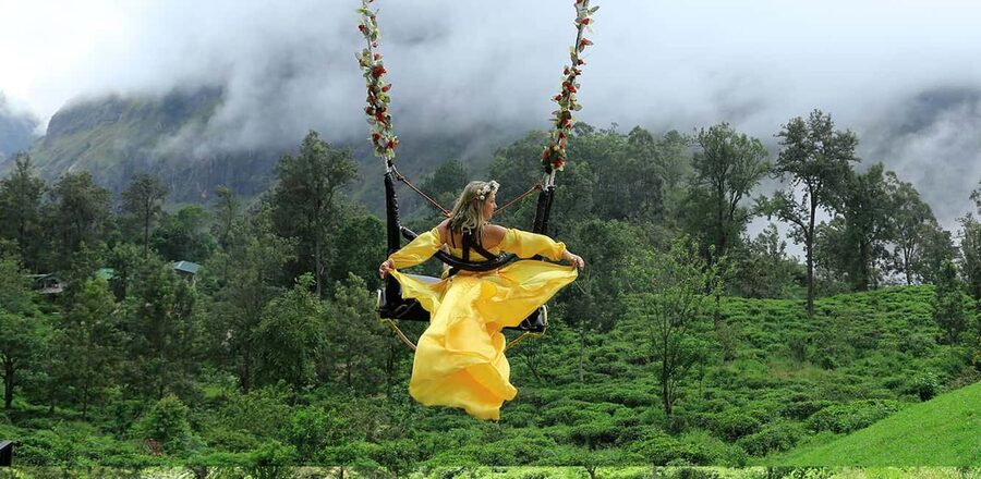 ⁠Ella Swing - Costumes and the photo question