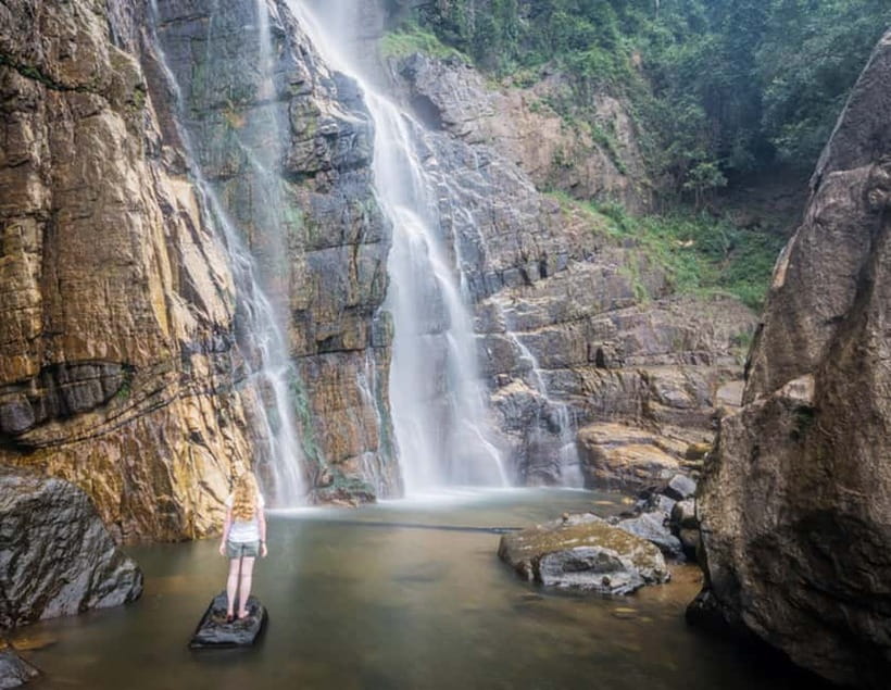 Ella: Tuk Tuk Tour to Diyaluma and Secret Waterfalls - The Secret Waterfall is small, quiet, and different