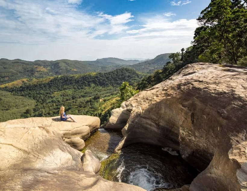 Ella: Tuk Tuk Tour to Diyaluma and Secret Waterfalls - Who will enjoy this outing most