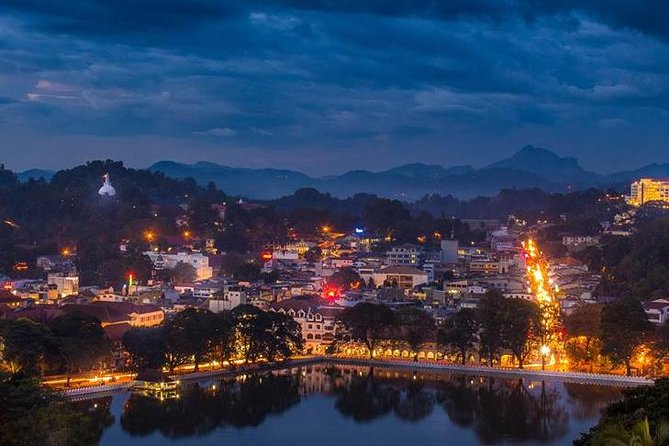 Evening Tour at the Last Kingdom of Sri Lanka, Kandy - Helga’s Folly, Kandy’s most unusual first stop