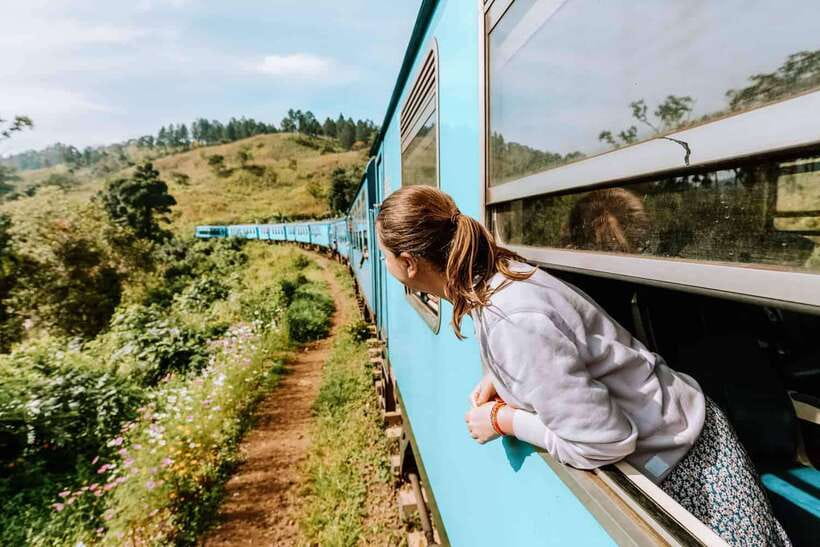 Explore the MAGIC of Sri Lanka in 7days -4 Star hotels Incl. - Day 4: Tea country, gardens, and Ramboda Falls