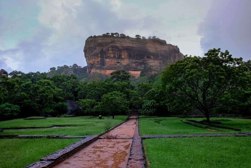 From Colombo: All Inclusive Sigiriya, Dambulla &Village Tour - Key points to know before booking