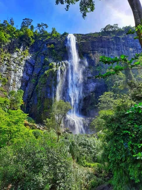 From Ella: Diyaluma Waterfall and Natural Pool Bath Tour - Why Diyaluma Falls is worth the trip from Ella