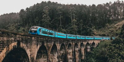 Little Adam’s Peak and Nine Arches Bridge Hiking