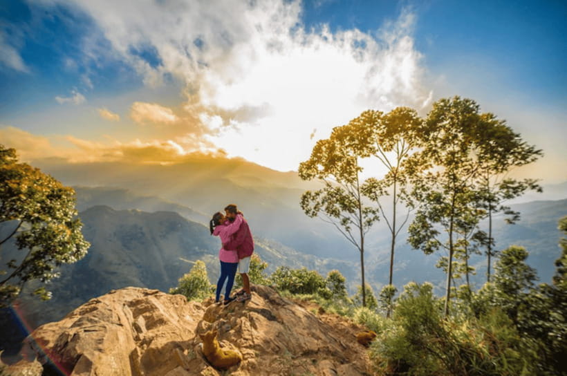 From Ella : Sun rise Hike to Ella Rock - Walking through tea fields and forest