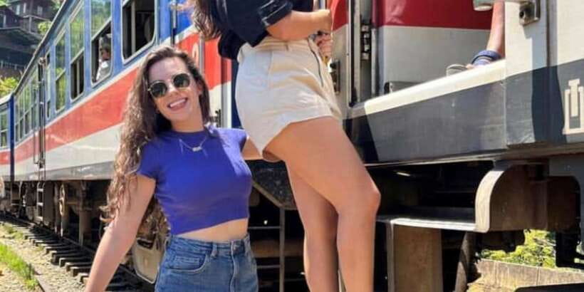 From Ella -Unforgettable Day Trip of 8 Sights & Train - Ella Rock rewards strong legs