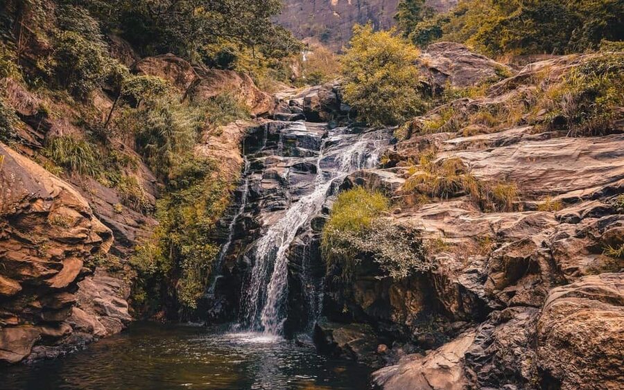 From Ella : Waterfalls, Nine Arch Bridge, Little Adam's Peak - Little Adam’s Peak at the end of the day