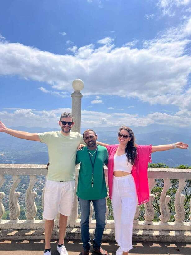 From Kandy: Ambuluwawa Full-Day Tour with Local Guide - Tea, spices, and crafts bring the day down to earth