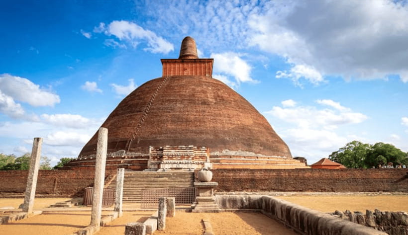 From Kandy: Anuradhapura Day Trip with Lunch - The Optional Spice Garden Stop