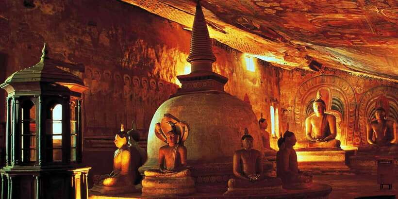 From Kandy: Sigiriya and Dambulla Day Trip - Lunch, bottled water, and the long road