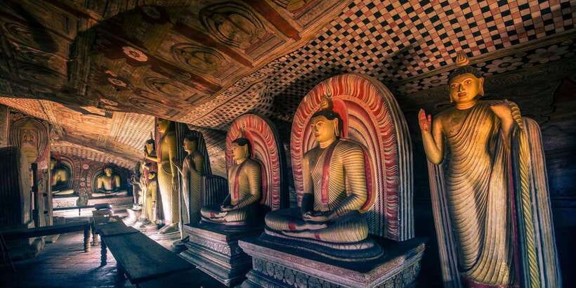 From Kandy: Sigiriya and Dambulla Private Day Tour - Hiriwadunna village by bullock cart and catamaran