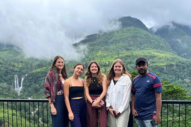 From Kandy to Nuwara Eliya Day Tour - The road from Kandy to Ramboda Falls