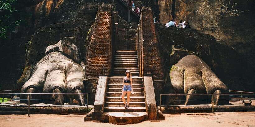 From Negombo: Sigiriya and Dambulla Day Trip and Safari - The pre-dawn ride from Negombo to Kurunegala