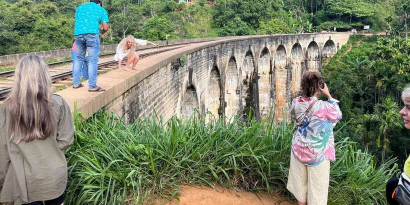 From Nuwara Eliya: Ella City Tour with Little Adam's Peak - Flying Ravana Mega Zipline: an optional burst of speed