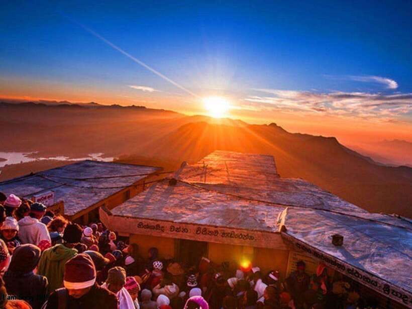 From Nuwara Eliya: Summit Bliss, Adams Peak Guided Hike - The drive from Nuwara Eliya to Nallatanniya