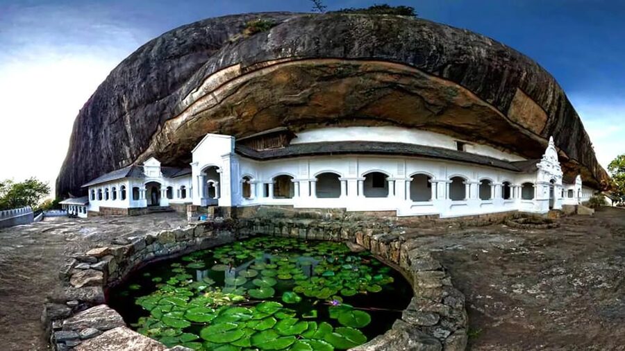 From Sigiriya: Kandy Transfer with Dambulla and Spice Garden - Private group value and practical costs