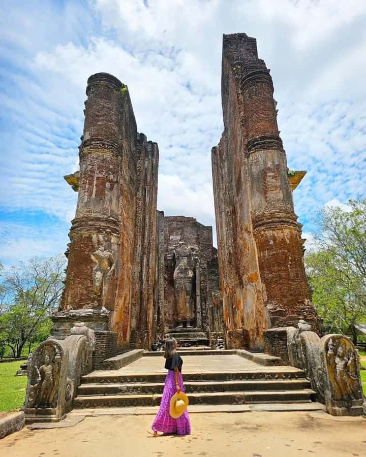 From Sigiriya :Polonnaruwa Ancient City Tour/Day Tour - Royal Palace Ruins and the Shape of an Ancient Capital