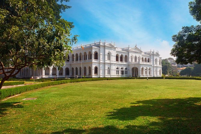 Full Day Colombo City Tour - Starting at 7:30 a.m. in Colombo Fort