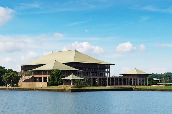 Full-Day Colombo City Tour (Private Car) - Two hours at the National Museum