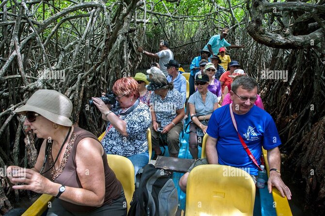 Galle and Bentota Day Tour From Colombo and Negombo - Two hours on the Madu River