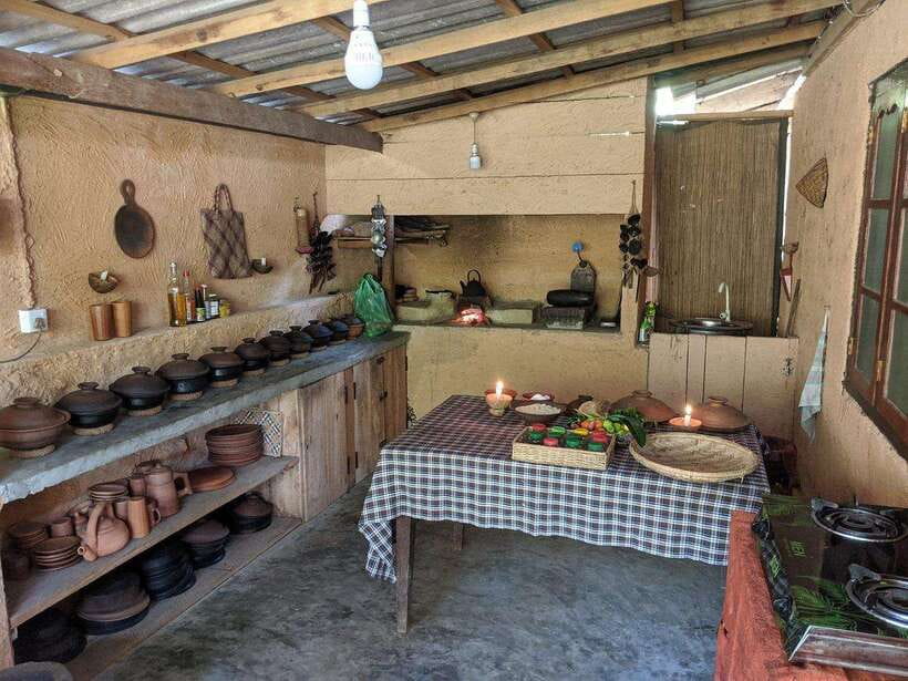 Galle: Cooking Class at a Local Home and Market Tour - Cooking in Madhu’s traditional home kitchen