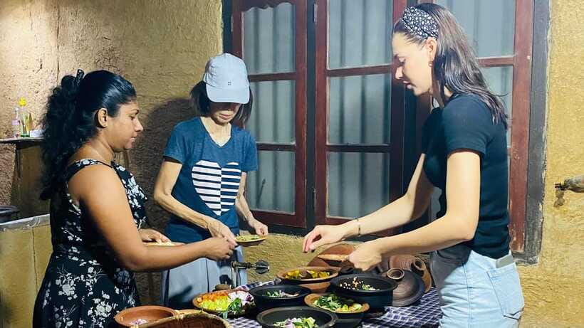 Galle: Cooking Class at a Local Home and Market Tour - Why the $40 price can make sense
