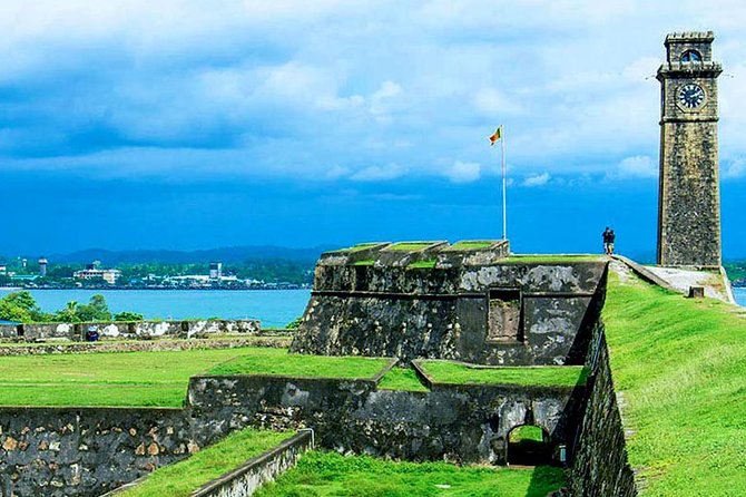 Galle Day Tour: Boat Safari, Dutch Fort, Stick Fishing & Turtles - Two hours inside Galle Dutch Fort