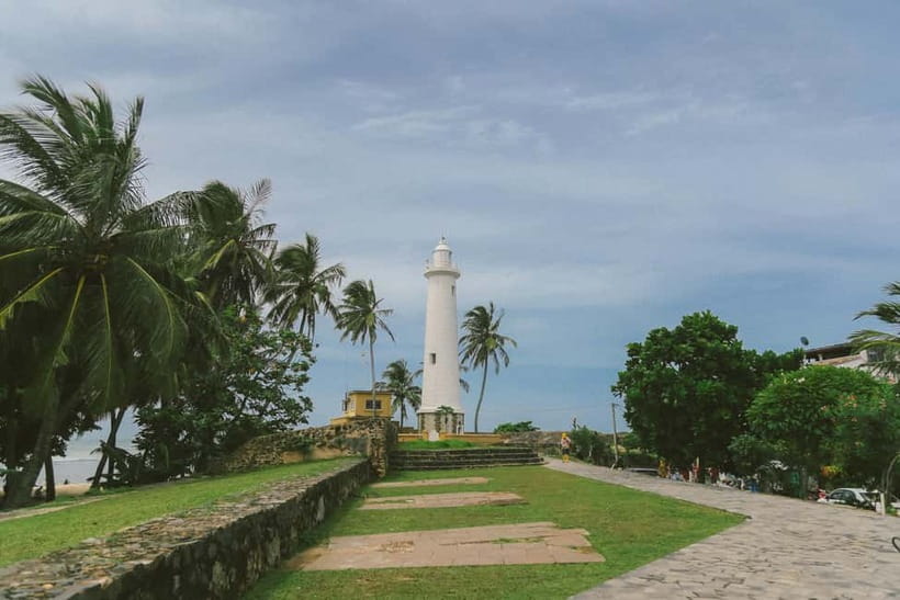 Galle Fort, Bentota, Hikkaduwa Beach: Day Tour from Colombo - The Japanese Peace Pagoda closes with wide views
