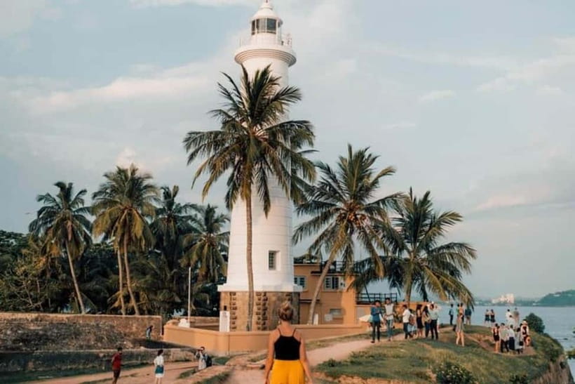 Galle Fortt Guided Walking Tour with a Local - Ramparts, bastions, and the view beyond the walls
